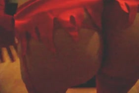 Femme nue angolaise